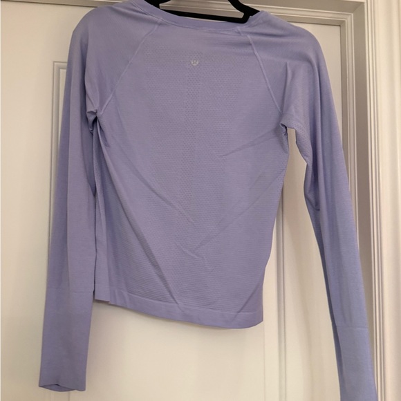 Lululemon *Swiftly Tech Long-Sleeve Shirt 2.0- Liliac Smoke - Picture 2 of 7